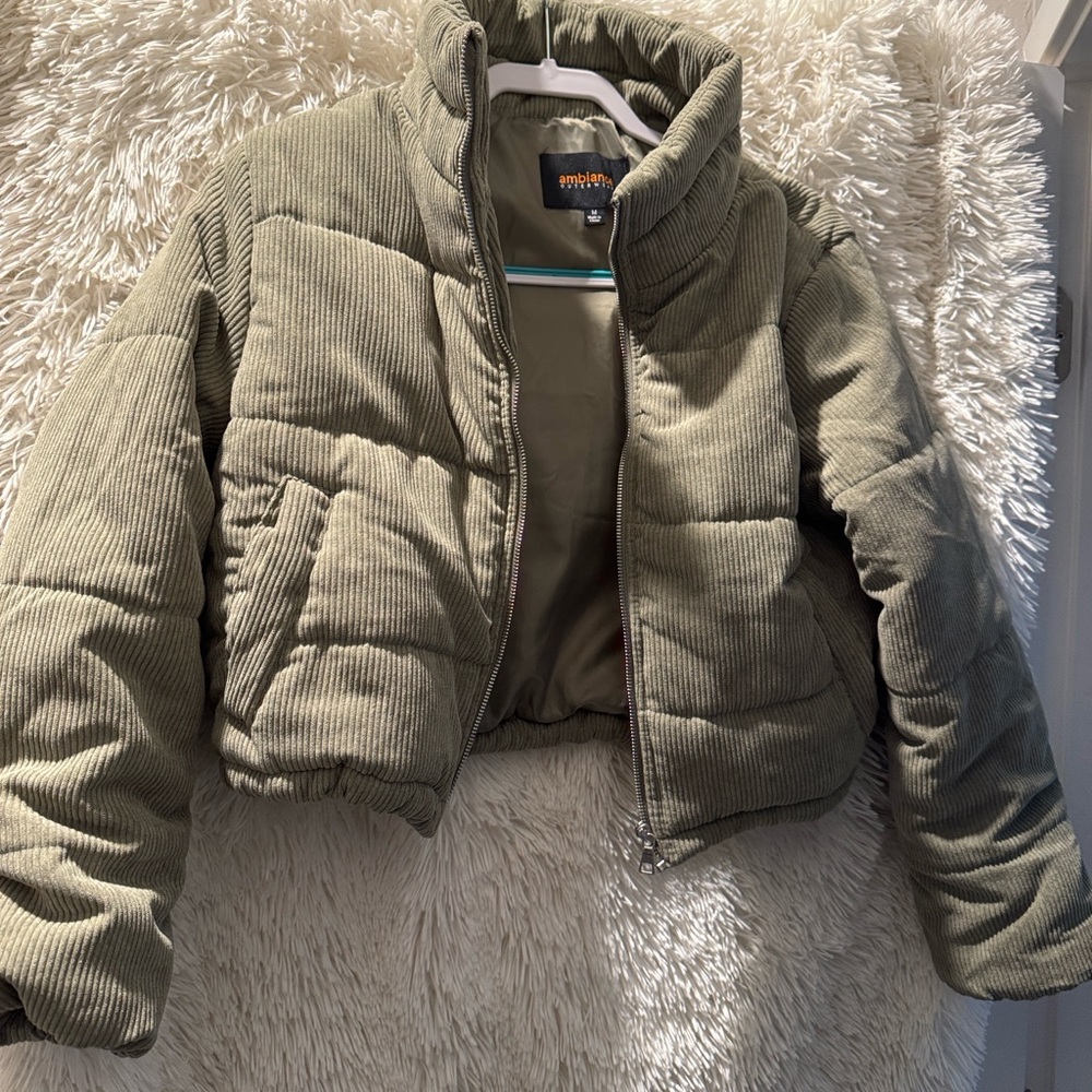 Olive Green Cropped Puffer Jacket